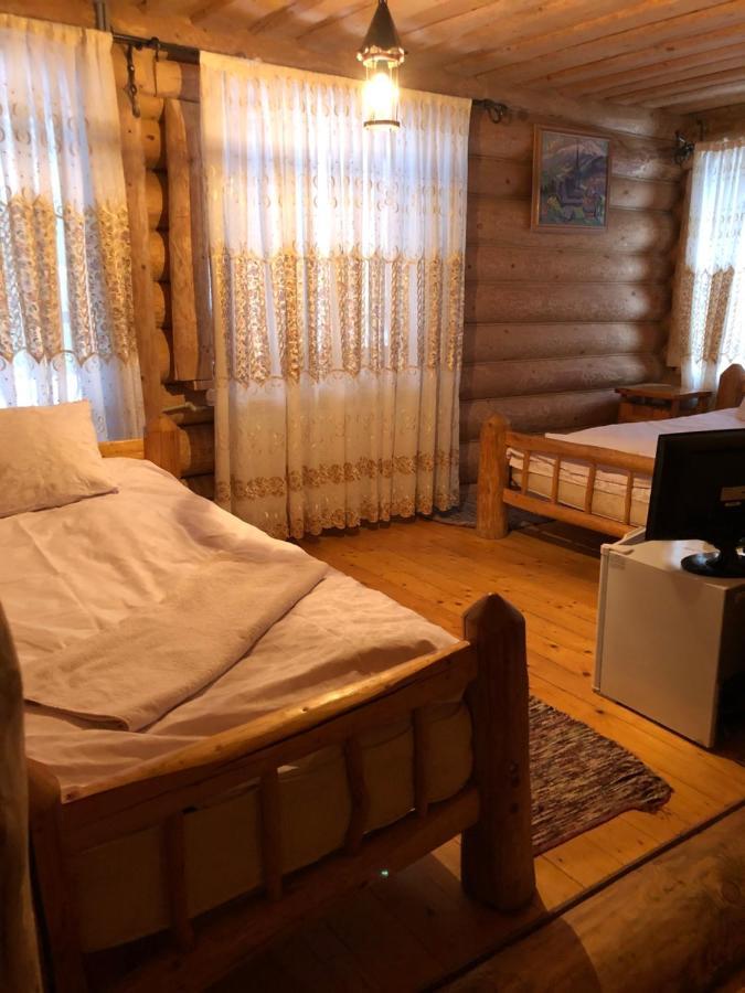 Будинок Художника Шипіт Pilipets Exterior photo